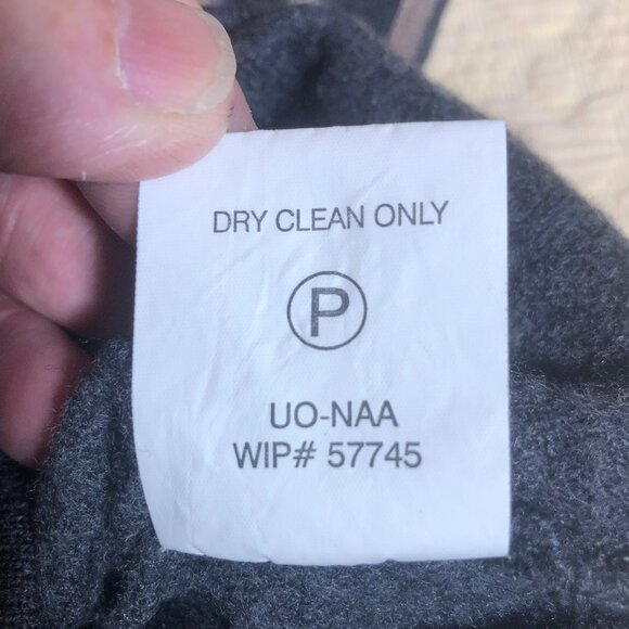 🌟 Luxurious Woolrich Sheep Wool Vest – Size L – Timeless Vintage Elegance 🌟 - Picture 9 of 10